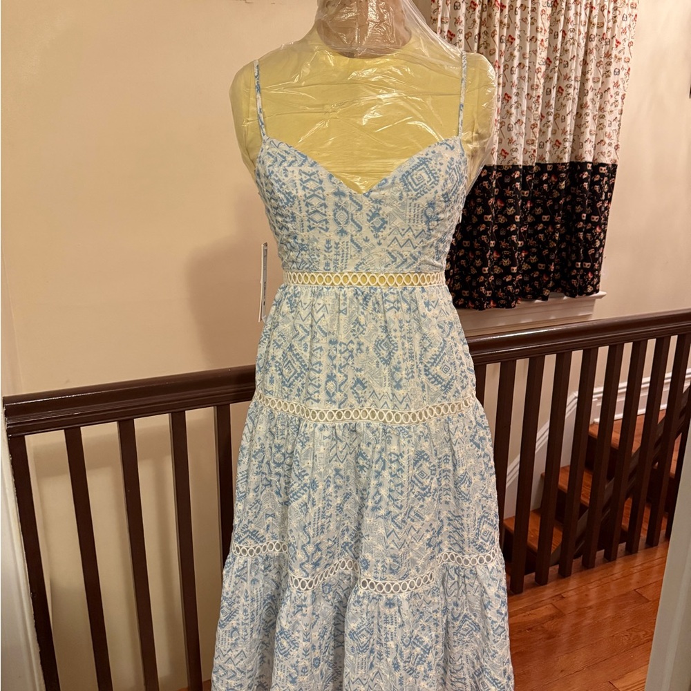 Aqua 100% Bloomingdale’s exclusive Elegant Blue and White Eyelet Dress